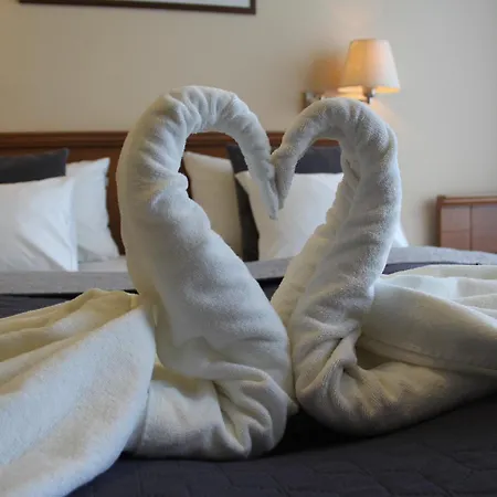 Otel Estella Superior Eğri