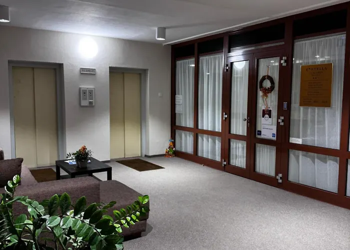 Estella Superior Hotel 2*